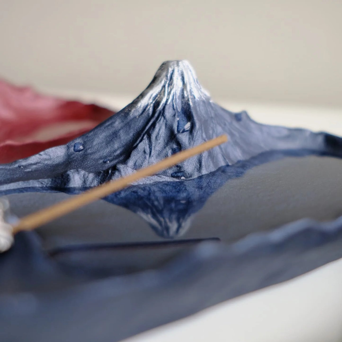 Mt. Fuji Incense Holder, Sakasa Fuji | さかさ富士