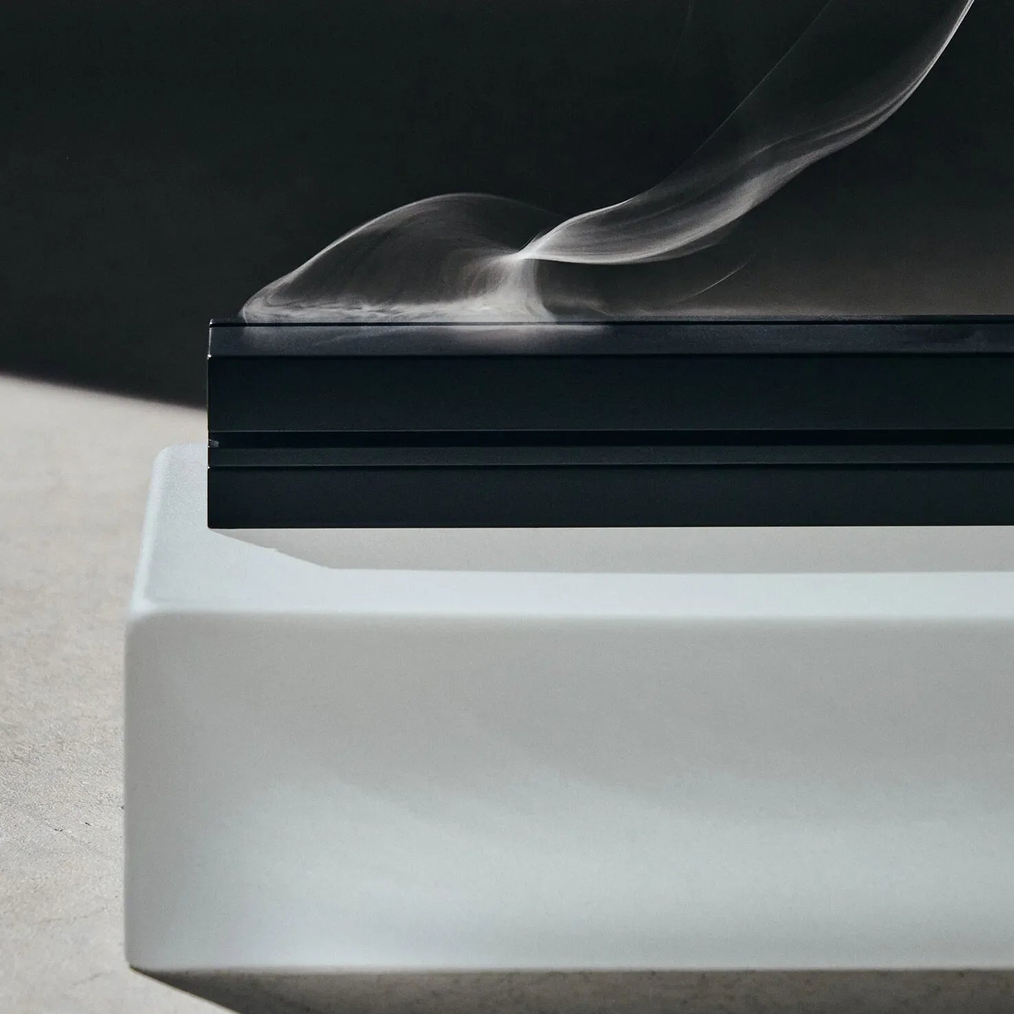 The Art of Serenity: Introducing the Award-Winning NAGAE+ 'efu' Incense Holder