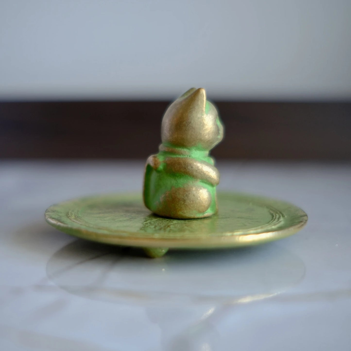 Cat Incense Stand
