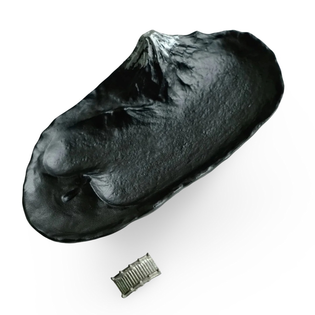 Sakasa Fuji (さかさ富士) – Black