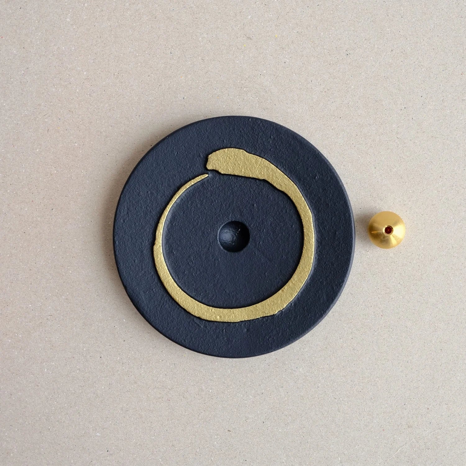 Enso (円相) – Zen Circle Brass & Steel Incense Holder