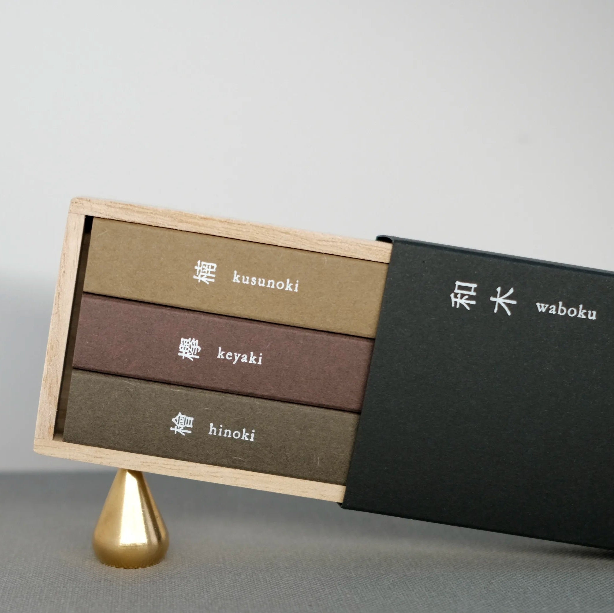 Waboku (和木) – Japanese Wood Scent Assortment Incense