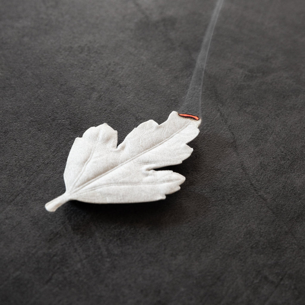 HA KO Paper Incense – No.2 Agarwood