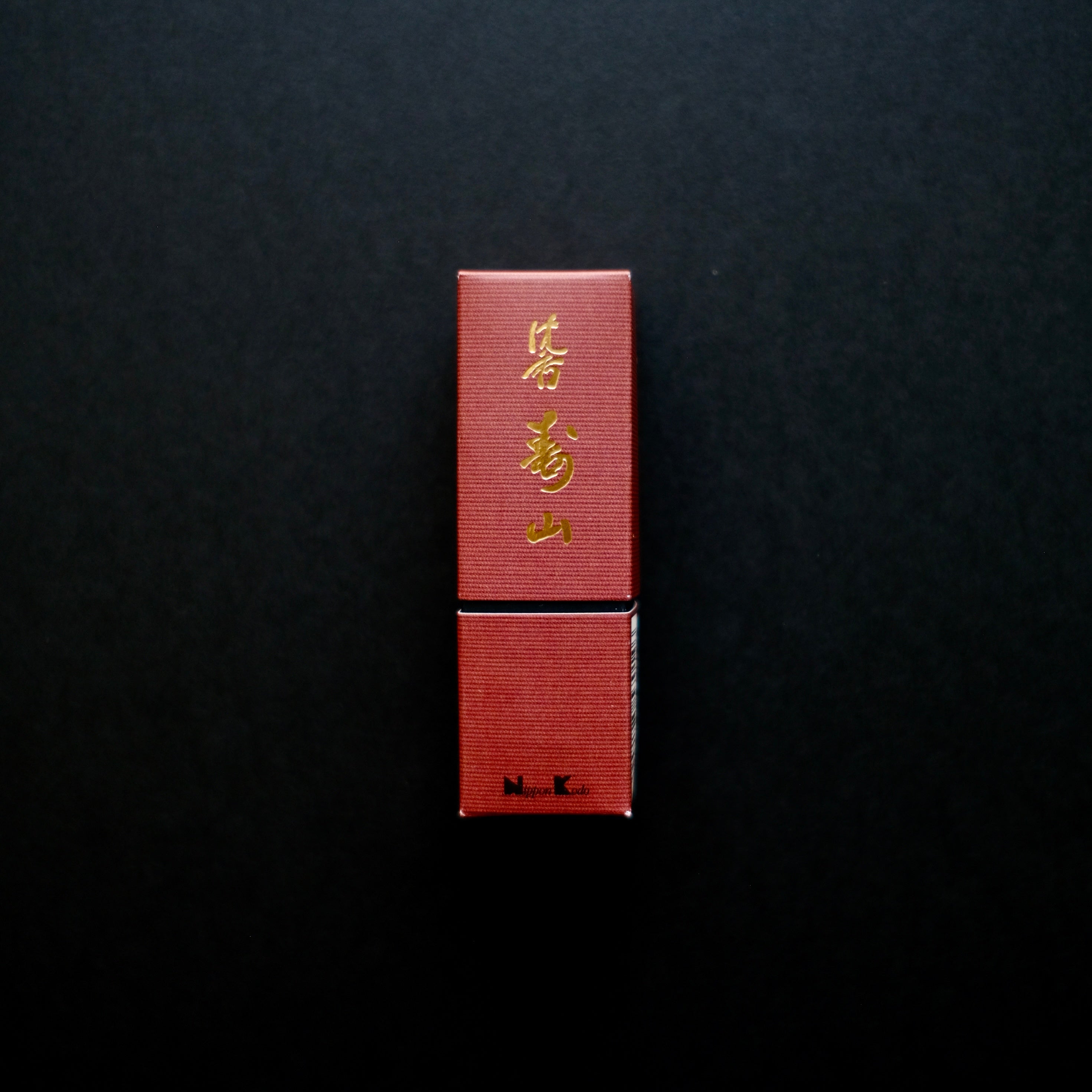 Jinkoh Juzan (沈香寿山) – Fortune Mountain Aloeswood Incense (24 Sticks)