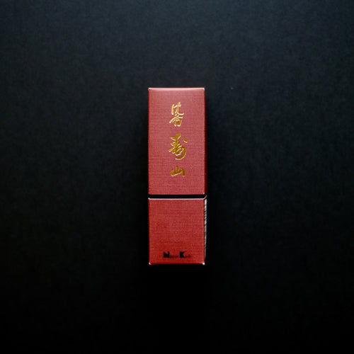 Jinkoh Juzan (沈香寿山) – Fortune Mountain Aloeswood Incense (24 Sticks)