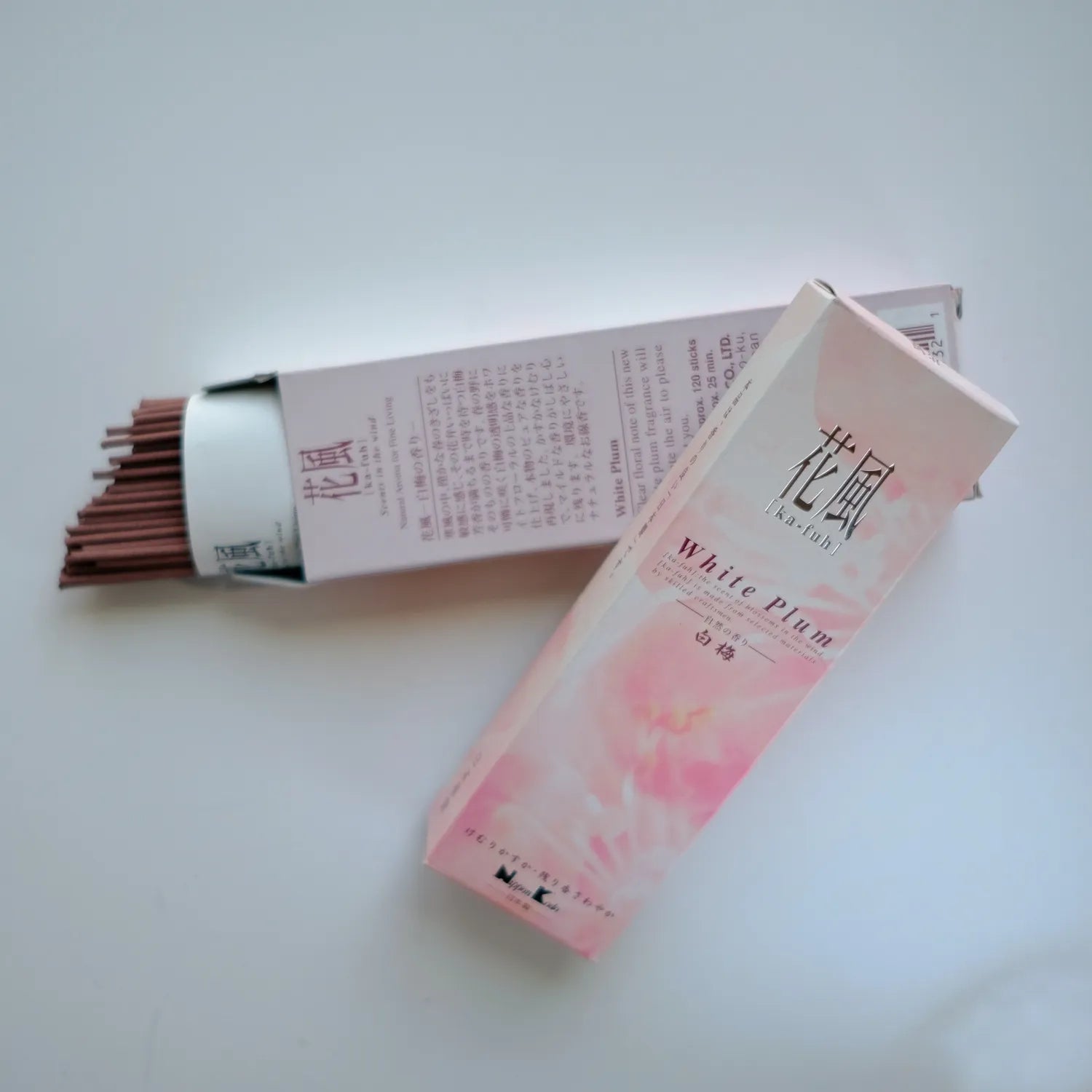Ka-Fuh (花風) – White Plum (Ume) Low Smoke Incense
