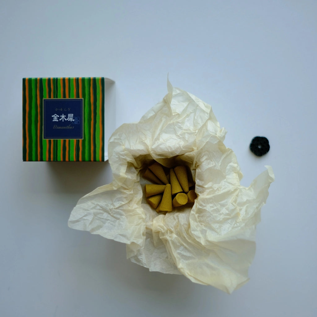 Kayuragi – Osmanthus Cones
