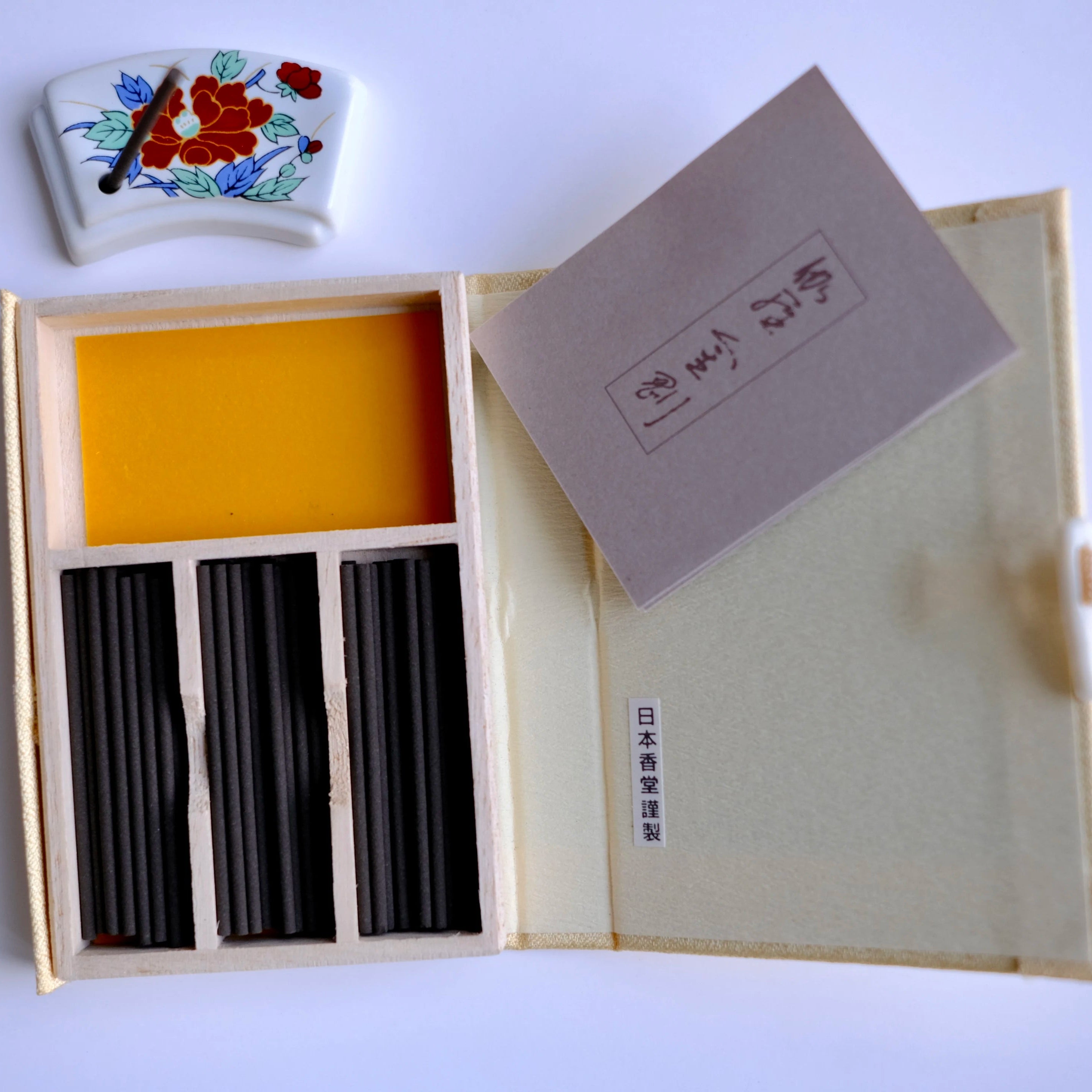 Kyara Kongo (伽羅金剛) – Diamond Aloeswood Incense (60 Sticks)