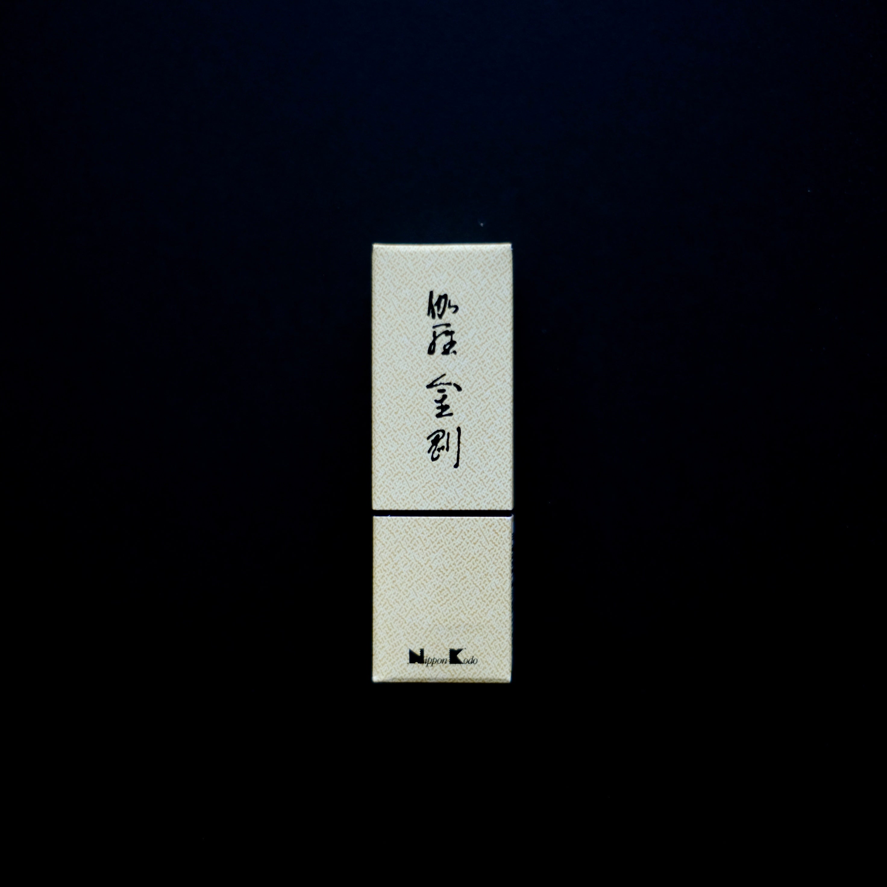 Kyara Kongo (伽羅金剛) – Diamond Aloeswood Incense (24 Sticks)