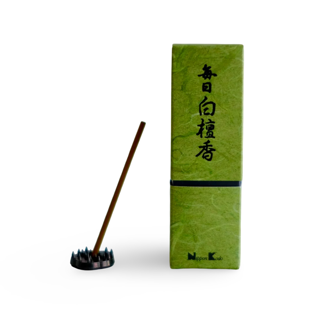 Mainichi Byakudan (毎日白檀香) – Everyday Sandalwood Incense (24 Sticks)